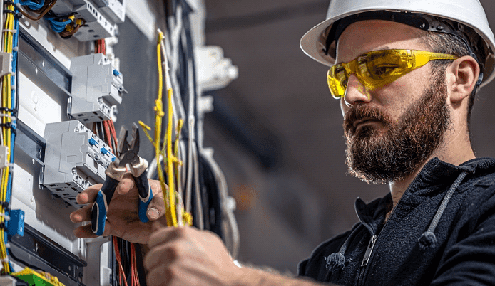 Travaux électriques : comment bien les réaliser ?